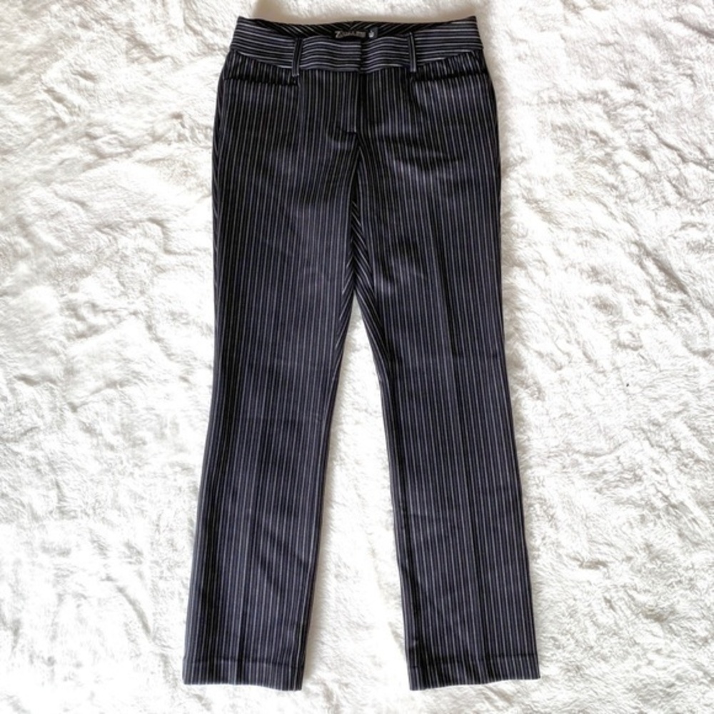 New York & Company Pinstriped Skinny Crop‎ Pant